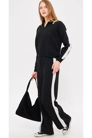 Polo Yaka Cizgili Şeritli Takım - Siyah