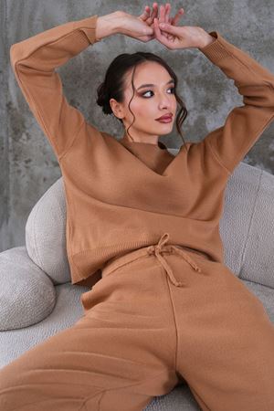 Beli bağcıklı triko takım-camel