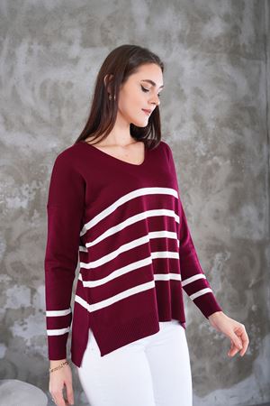 Kadın V Yaka Cizgili yanı yırtmaclı önu kısa arkası uzun triko Kazak -Bordo