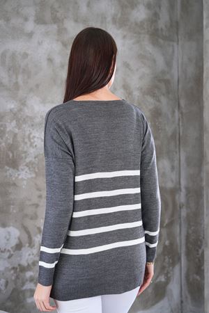 Kadın V Yaka Cizgili yanı yırtmaclı önu kısa arkası uzun triko Kazak -Gri