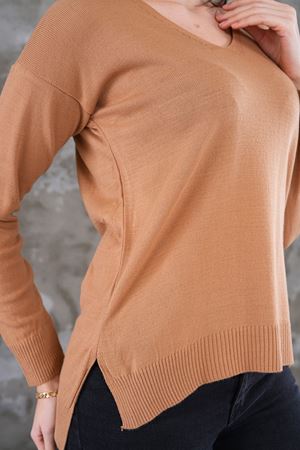 Kadın V Yaka  yanı yırtmaclı önu kısa arkası uzun triko Kazak - Vizon