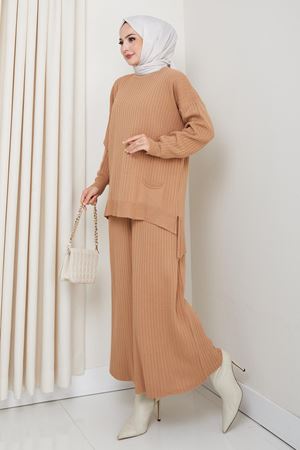 Tesettür Ribana Dokulu Cepli Triko Takım – Vizon