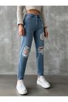 Denim lazer kesim yırtık mom jean pantolon - Mavi