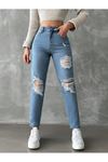 Denim lazer kesim yırtık mom jean pantolon - Mavi